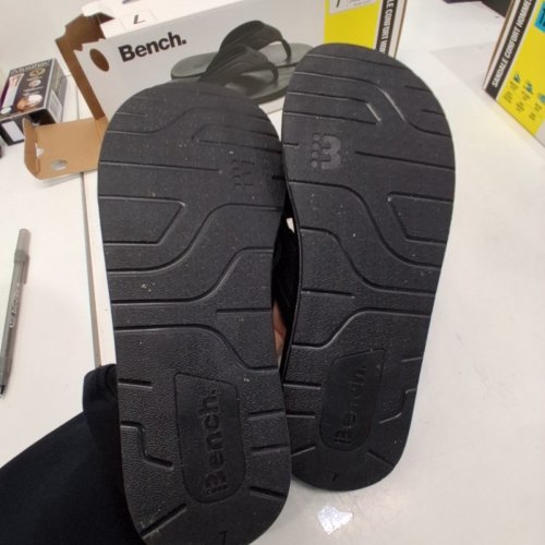 MEN'S BENCH COMFORT FLIP FLOPS - SIZE 7 - BLACK (STYLE:1872037) image 3