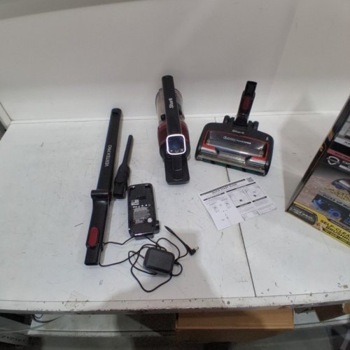 SHARK VERTEX PRO CORDLESS STICK VACUUM WITH IQ DISPLAY, DUOCLEAN POWERFINS AND MULTIFLEX - BLACK/RED (MODEL: IZ662H) image 3
