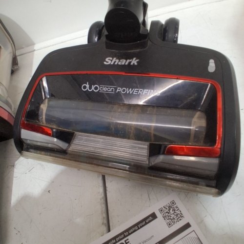SHARK VERTEX PRO CORDLESS STICK VACUUM WITH IQ DISPLAY, DUOCLEAN POWERFINS AND MULTIFLEX - BLACK/RED (MODEL: IZ662H) image 4