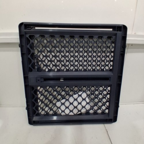 NORTH STATES TODDLEROO CLASSIC SUPERGATE 2-IN-1 MOUNTABLE PLASTIC BABY AND PET SAFETY GATE - 26" X 24.5"-41" - BLACK (MODEL: 8626C_868626) image 2