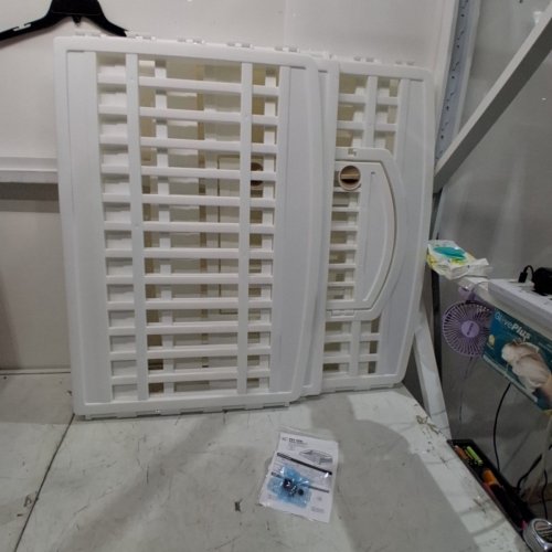 IRIS USA 4-PANEL PET PLAY PEN WITH GATE - 35" X 24" - WHITE (MODEL: CI-606E /CI-604E)) image 2