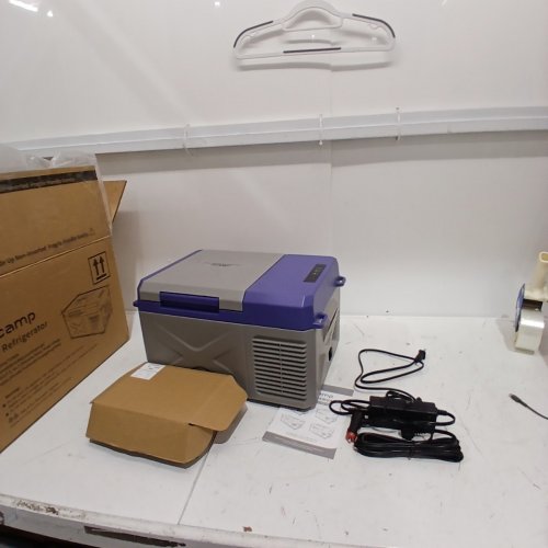 ZCAMP ELECTRIC MINI PORTABLE FREEZER/ REFRIGERATOR ,- 10 QUART - 12 VOLT - GREY/BLUE (MODEL: X9 ) image 3