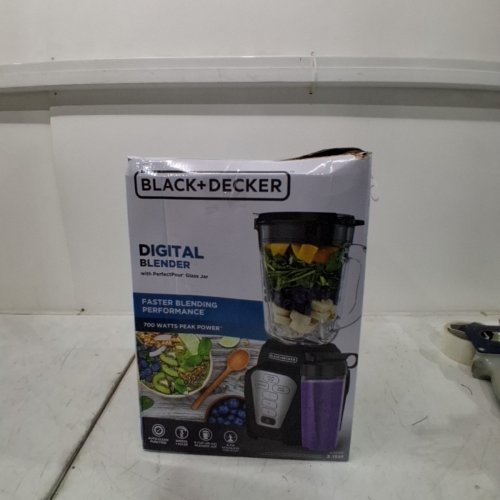 BLACK+DECKER DIGITAL BLENDER WITH PERFECTPOUR GLASS JAR & SINGLE SERVE SIP CUP - 700W, 24 OZ- BLACK (MODEL: BL2307GBC) image 6