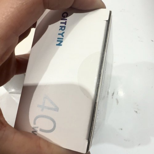 GITRYIN PORTABLE RETRACTABLE TRAVEL ADAPTER 5-IN-1 CHARGER WITH ADAPTERS - 40W - WHITE (MODEL: PSPA0301US-T) image 3