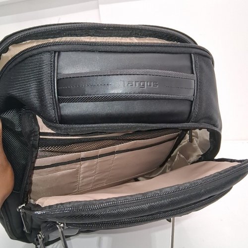 TARGUS MOBILE ELITE LAPTOP BACKPACK - 26 LITRES - BLACK (MODEL: 1872125) image 4