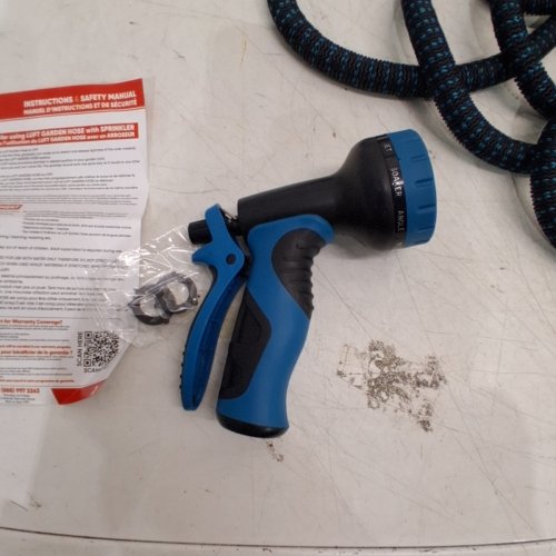 LUFT EXPANDABLE GARDEN HOSE WITH SPRAY NOZZLE - 100FT - BLUE/BLACK image 3