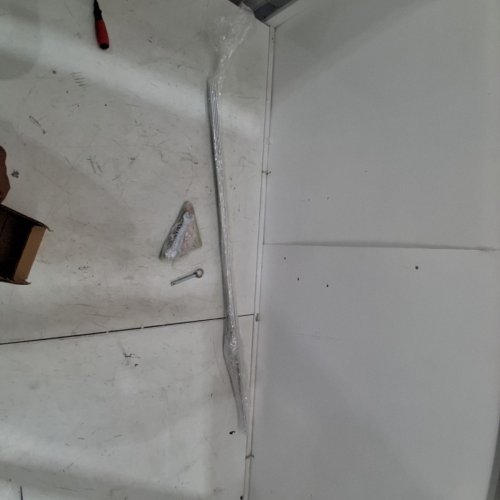 VEVOR CEILING HEIGHT RETRACTABLE 9.2FT ATTIC LADDER (MODEL: E2-11) image 4