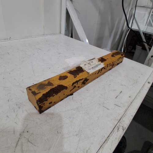 CATERPILLAR CUTTING EDGE AUTOMOTIVE BUFFER - 18.50" X 2.40" X 2.00" - YELLOW (ITEM: 466-9895) image 3