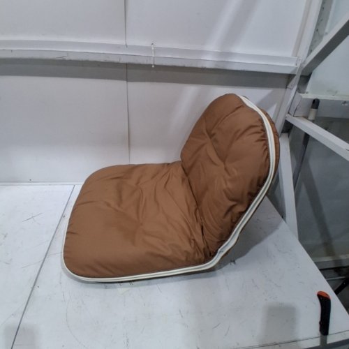 ZONI MORPH FLOOR CHAIR - BROWN image 3