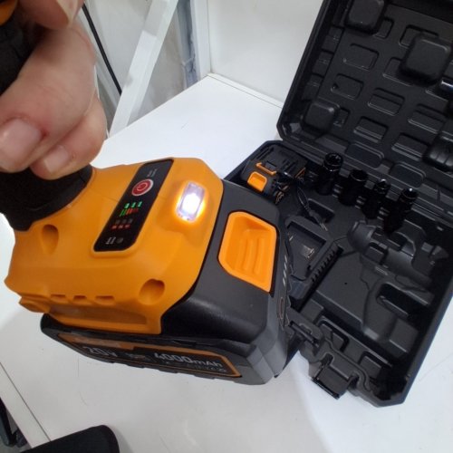 ADEDAD POWER IMPACT WRENCH 400N.M IMPACT GUN CORDLESS WITH BATTERIES - 17/19/20/21MM SOCKETS AND 5 INCH EXTENSION ROD - 3000RPM - YELLOW (MODEL: A200201) image 2