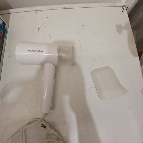 BEAUTURAL HANDHELD FOLDABLE GARMENT STEAMER - 1000WATTS - MODEL#722NA-0009 image 3