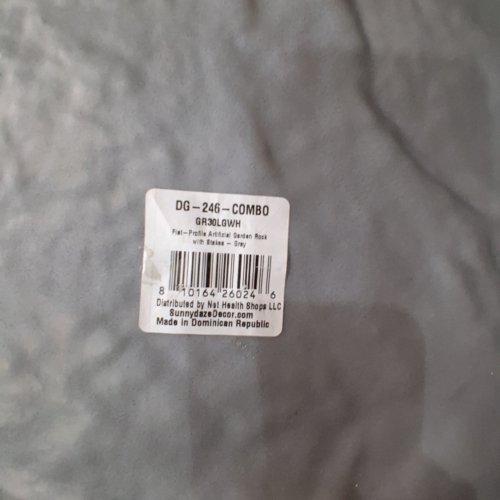SUNNYDAZE FLAT-PROFILE ARTIFICIAL GARDEN ROCK WITH STAKES - 4.2LBS - GREY (MODEL: DG-246-COMBO) image 2
