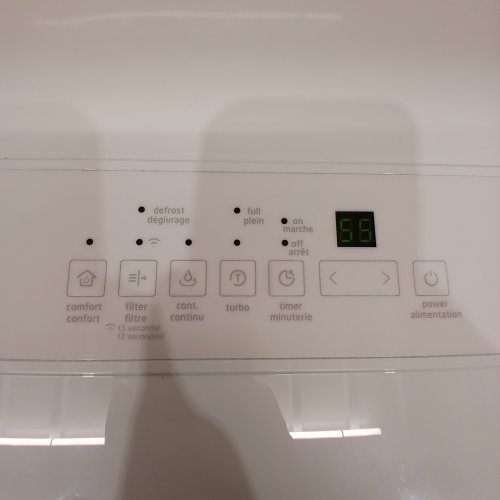 MIDEA ENERGY STAR CERTIFIED DEHUMIDIFIER WITH REUSABLE AIR FILTER AND APP CONTROL - 4,500 SQ.FT - 23.6L - WHITE (MODEL: MAD50C1AWS-A) image 2