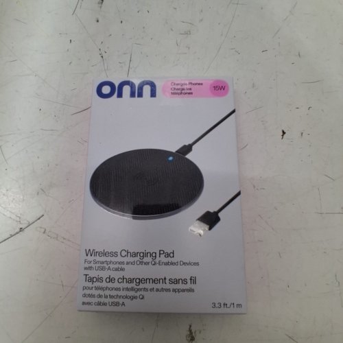ONN WIRELESS FAST CHARGING PAD - 15W - BLACK (MODEL: CHPAD15F) image 5