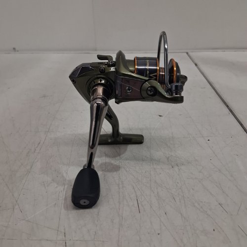 SHAKESPEARE WILD SERIES METAL FISHING REEL WITH 5-BEARING SYSTEM - 5.2:1 RATIO - RIGHT-HANDED - GREEN (MODEL: WD25) image 3