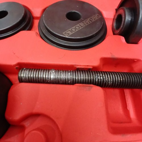 24PC DAYUAN FRONT WHEEL DRIVE BEARING REMOVAL TOOL KIT - RED image 5