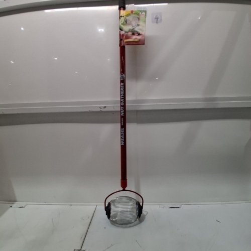 GARDEN WEASEL SMALL NUT GATHERER - 1.3L CAPACITY - 47.5" - RED (MODEL: 95334) image 2