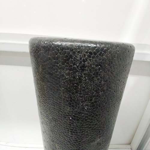 AMAZON BASICS EXERCISE ROLLER FOR BACK AND LEGS - 24" - BLACK image 3