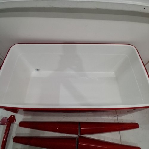 VEVOR ROLLING ICE CHEST HOLDS UP TO 50 BOTTLES - 80QT - RED (MODEL: DR120201) image 3