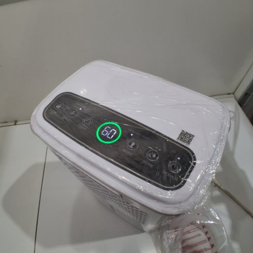 GLOWELLS DEHUMIDIFIER FOR BASEMENT WITH DRAIN HOSE AND MANUAL TANK ULTRA QUIET - UP TO 2500SQ.FT - 2L - WHITE (MODEL: PD14ES) image 2