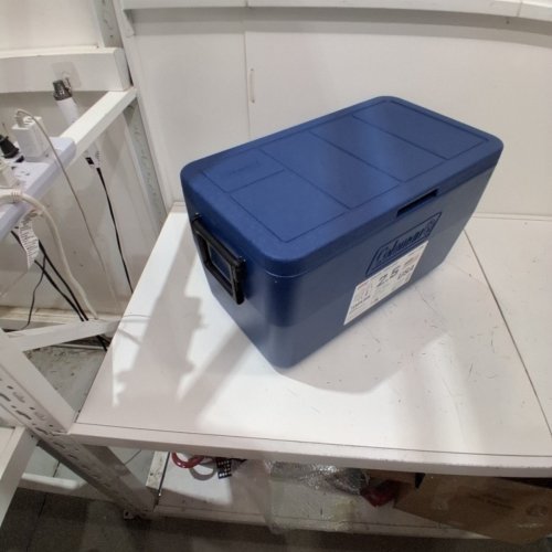 COLEMAN CHILLER SERIES TEMPLOCK INSULATED PORTABLE COOLER WITH HANDLES - 48QT - NAVY (MODEL: 2226955) image 4