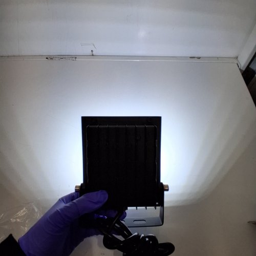 HANNAHONG WATERPROOF OUTDOOR LED FLOOD LIGHT - 10W - 6000 K -BLACK image 2