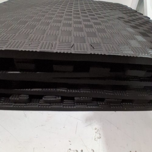 9PK CAP BARBELL INTERLOCKING TATAMI FOAM MAT - 24" X 24" X .5" - BLACK - (MODEL:MTIS-1206AX2) image 3