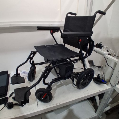 FOLDING ELECTRIC WHEELCHAIR - 24 V - 250W - BLACK (MODEL: HC102Z) image 4