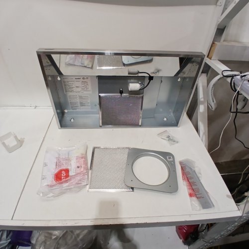 COMFEE UNDER CABINET RANGED HOOD - 30" - 200CFM - STAINLESS STEEL (MODEL: ‎CVU30W2AST) image 2