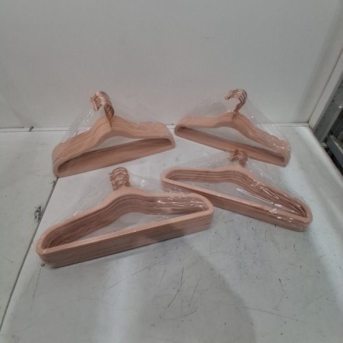 50PK SONGMICS VELVET NON-SLIP HANGERS WITH SWIVEL HOOK - LIGHT PINK/ROSE GOLD (MODEL: UCRF026P02) image 2