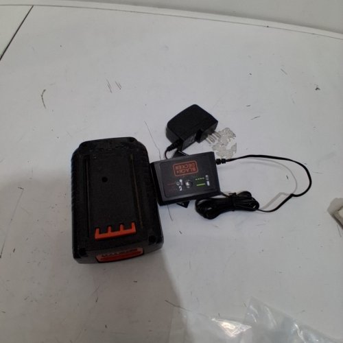 BLACK+DECKER 40V 1.5 AH MAX LITHIUM ION BATTERY AND CHARGER (MODEL: LBX1540) image 3