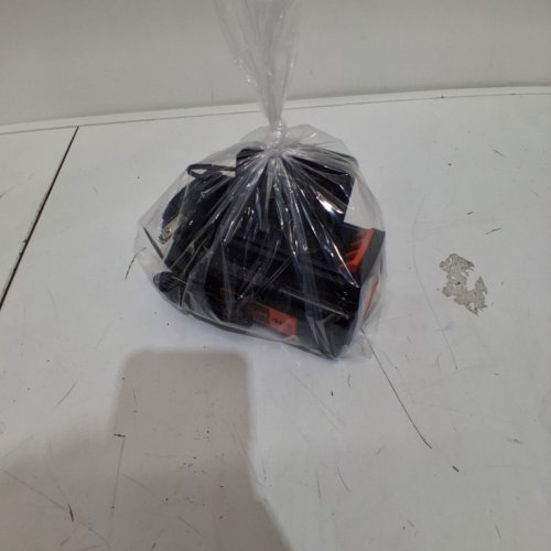 BLACK+DECKER 40V 1.5 AH MAX LITHIUM ION BATTERY AND CHARGER (MODEL: LBX1540) image 5