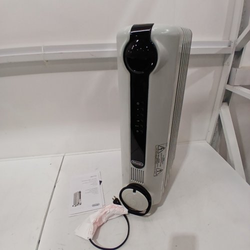 DELONGHI ADJUSTABLE THERMOSTAT OIL-FILLED RADIATOR SPACE HEATER WITH 3 HEAT SETTINGS - 120V - LIGHT GREY (MODEL: TRRS0715ECA) image 4