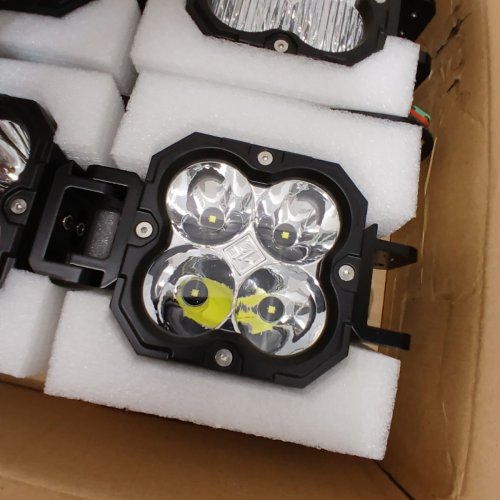 WILLPOWER YELLOW STRAIGHT CURVED ADJUSTABLE & LINKABLE LED LIGHT BAR WITH WIRING SPOT FLOOD BEAM OFF ROAD 4X4 DRIVING FOG LIGHTS - 40" - 180W - BLACK (MODEL: XLK-A-4.5IN-4LED-DS-6L-180-C) image 4