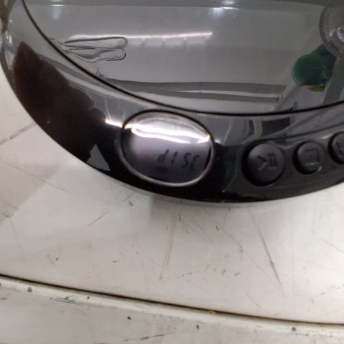 PORTABLE CD PLAYER WITH 60 SECOND ANTI SKIP - BLACK (MODEL: DP-PCD-001) image 2