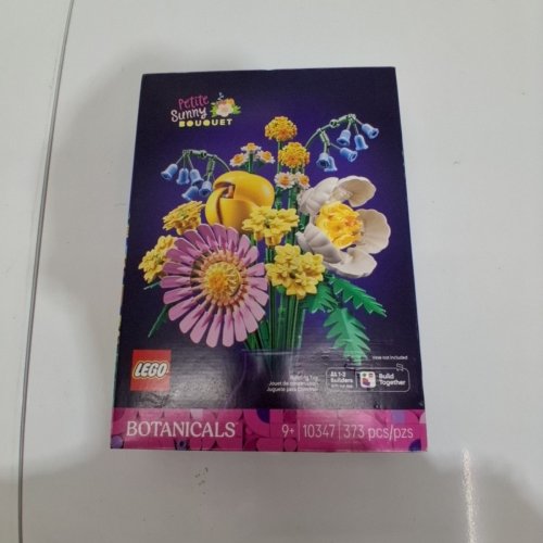 373PC LEGO BOTANICALS PETITE SUNNY BOUQUET BUILDING SET (MODEL: 10347) image 2