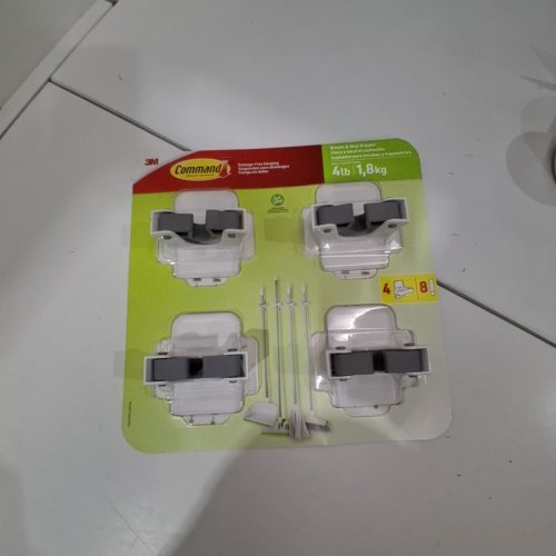 4PK 3M COMMAND BROOM AND MOP GRIPPERS AND STRIPS - WHITE/GREY (MODEL: 1141662) image 2