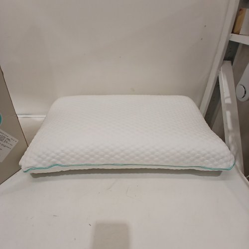MARTHA STEWART TRELLIS BLOOM QUILTED PILLOW - QUEEN - (MODEL: 1943697) image 2
