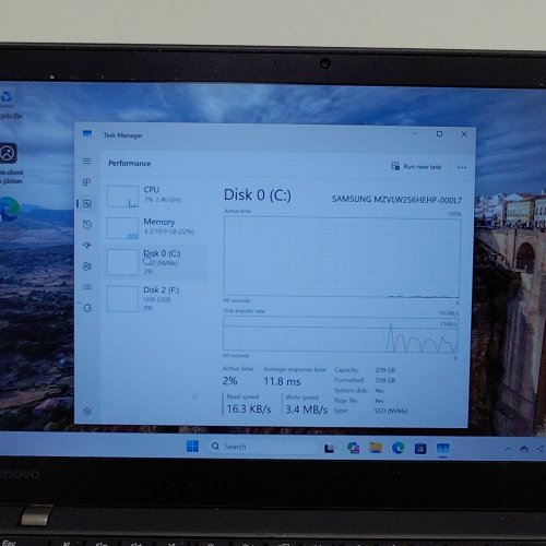 LENOVO THINKPAD T470S BUSINESS LAPTOP - 14" FHD SCREEN - INTEL I7-6600U 20GB RAM - 256GB SSD - WINDOWS 11 - BLACK image 5