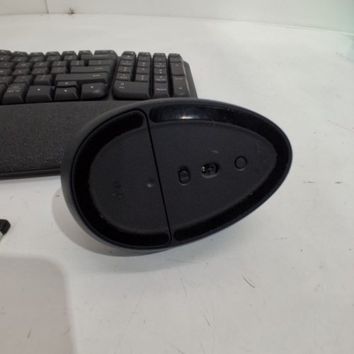 2PC LOGITECH WAVE KEYS KEYBOARD AND LIFT COMBO MOUSE - BLACK (MODEL: 920-013610) image 6