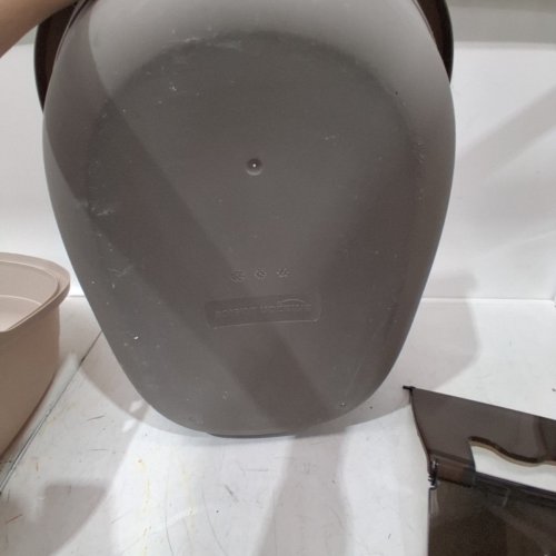 AMAZON BASICS NO MESS HOODED CAT LITTER BOX - LARGE - TAN/GREY image 4