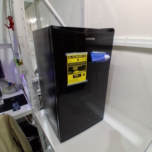 UPSTREMAN SINGLE DOOR MINI FRIDGE WITH FREEZER AND MINI ICE TRAY - 3.2 CU. FT. - BLACK (MODEL: BR321) image 3