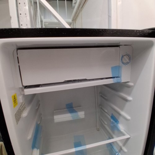 UPSTREMAN SINGLE DOOR MINI FRIDGE WITH FREEZER AND MINI ICE TRAY - 3.2 CU. FT. - BLACK (MODEL: BR321) image 10