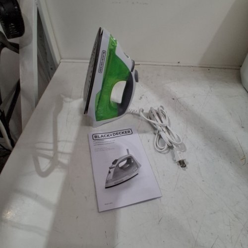 BLACK & DECKER EASY STEAM COMPACT IRON - LIME GREEN (MODEL: IR02V) image 3