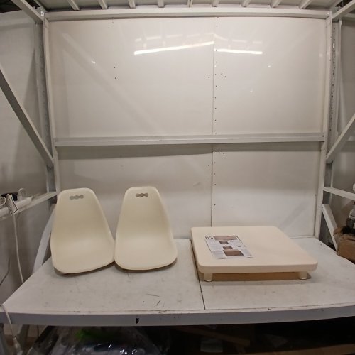3PC B. TOYS KID CENTURY MODERN TABLE AND CHAIR SET - IVORY (MODEL: BX1865C1Z) image 5