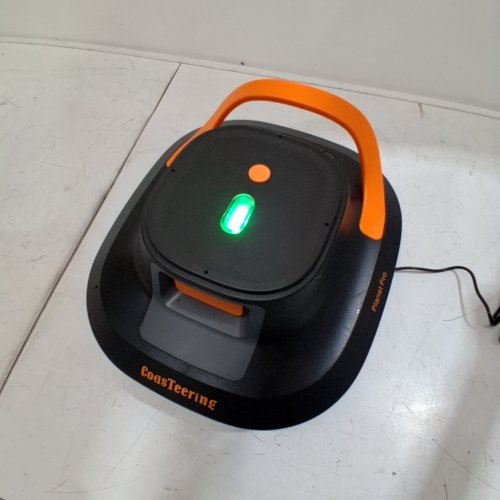 COASTEERING CORDLESS ROBOTIC POOL CLEANER - 26W - BLACK AND ORANGE (MODEL: PLANET PRO) image 2