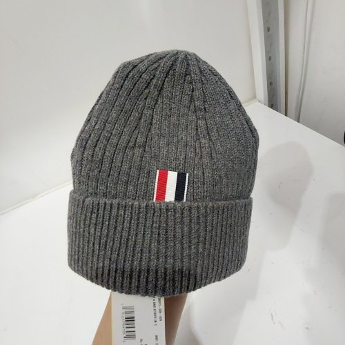 THOM BROWNE RIBBED 4-BAR CASHMERE CUFF BEANIE HAT - ONE SIZE - MEDIUM GREY (MODEL: MKH009A-00011) image 6