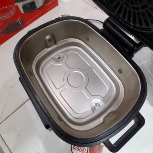 STARFRIT 7-IN-1 INDOOR AIR FRYER F\GRILL - BLACK/SILVER (MODEL: 024616-001-0000) image 6