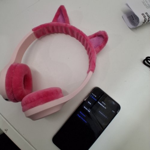 KIDS GEMS BLUETOOTH WIRELESS CAT EAR HEADPHONES - PINK image 2
