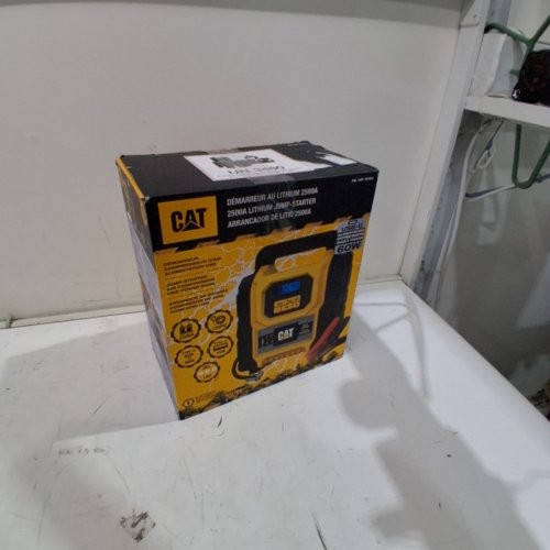 CAT LITHIUM JUMP STARTER, LED LIGHT AND DUAL CHARGING PORTS - 2500A - YELLOW / BLACK (MODEL: 1971614) image 5